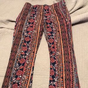 Women’s floral wide leg pants. Size medium. Worn once.